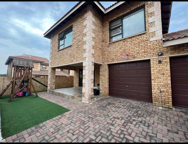 3 BEDROOM PROPERTY TO RENT IN WILGEHEUWEL